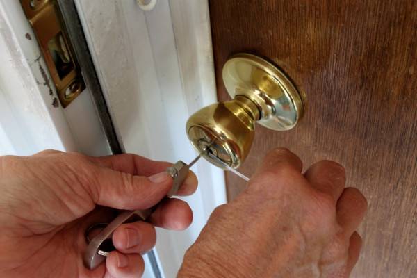 When to Call for an Emergency Locksmith in Myrtle Beach